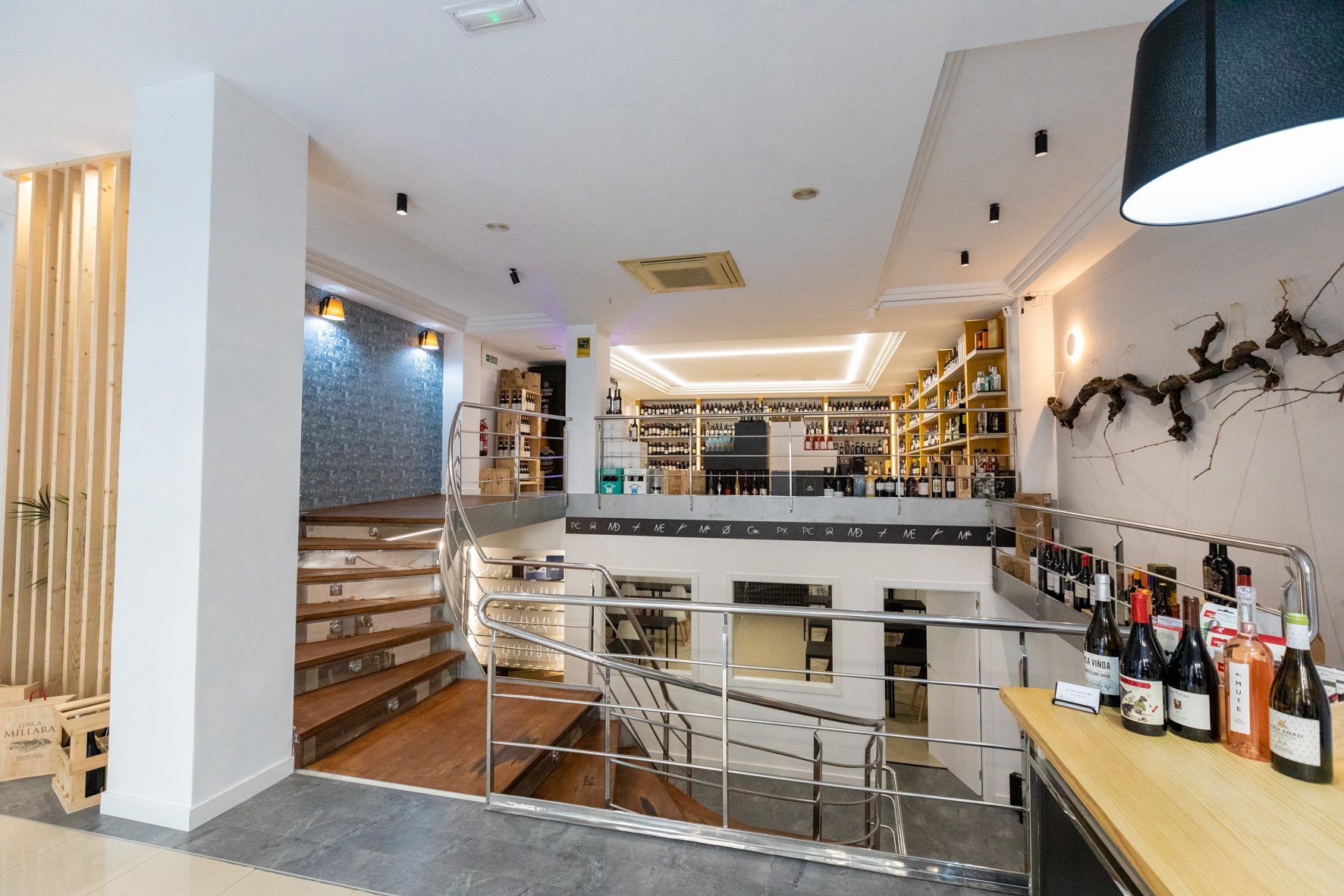 Una sala para descubrir y conocer algo más de los buenos vinos