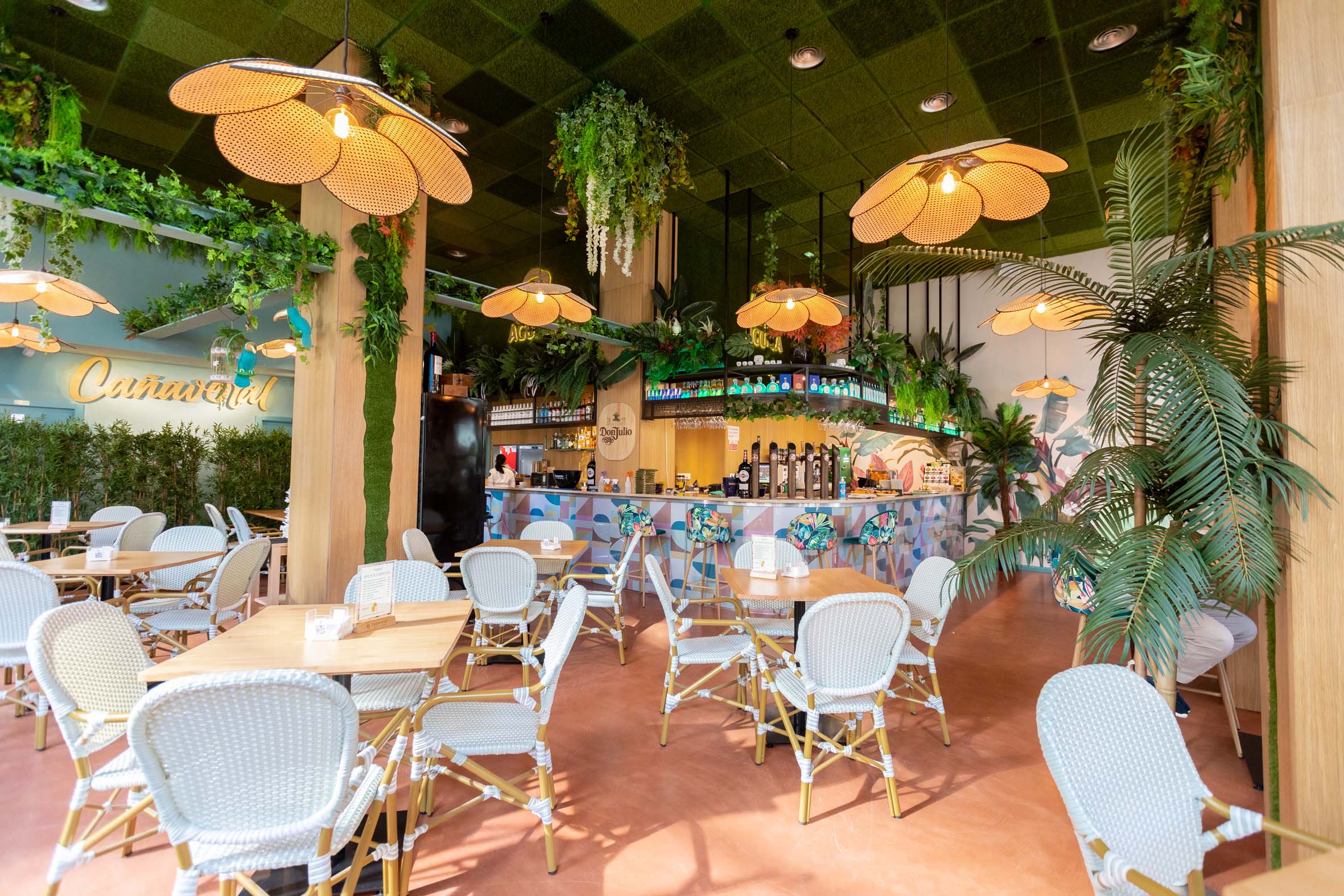 Cañaveral Lunch&Drinks: luz, color y gastronomía en el corazón de Vigo