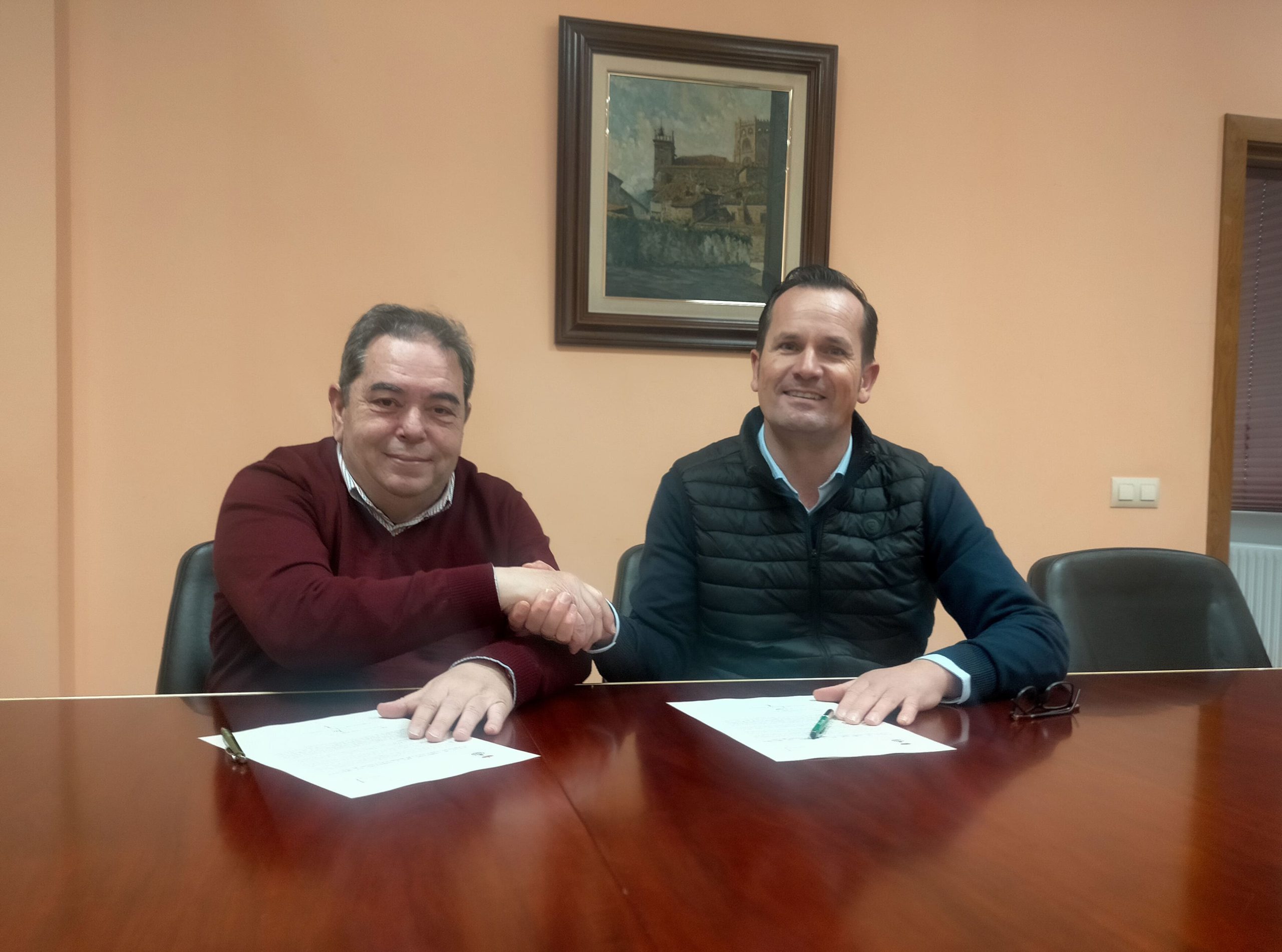 La C.R.D.O. Monterrei y el Concello estrechan lazos para promocionar Verín y los vinos de la comarca