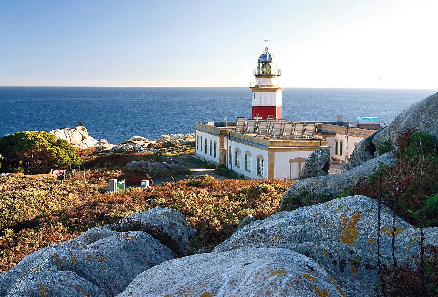 La Xunta licita el proyecto para la rehabilitación e impulso turístico del faro de Sálvora