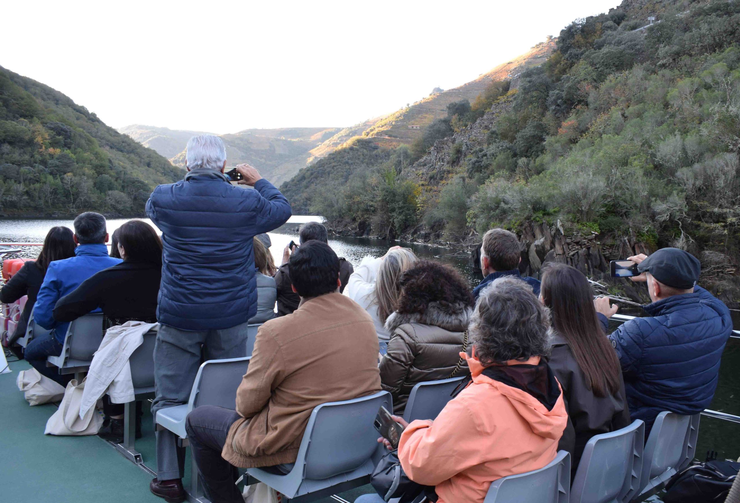 Este lunes se abren las reservas para la nueva temporada de los catamaranes de la Ribeira Sacra