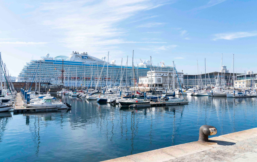 El Puerto de A Coruña lanza la cuarta campaña de visitas guiadas por sus instalaciones