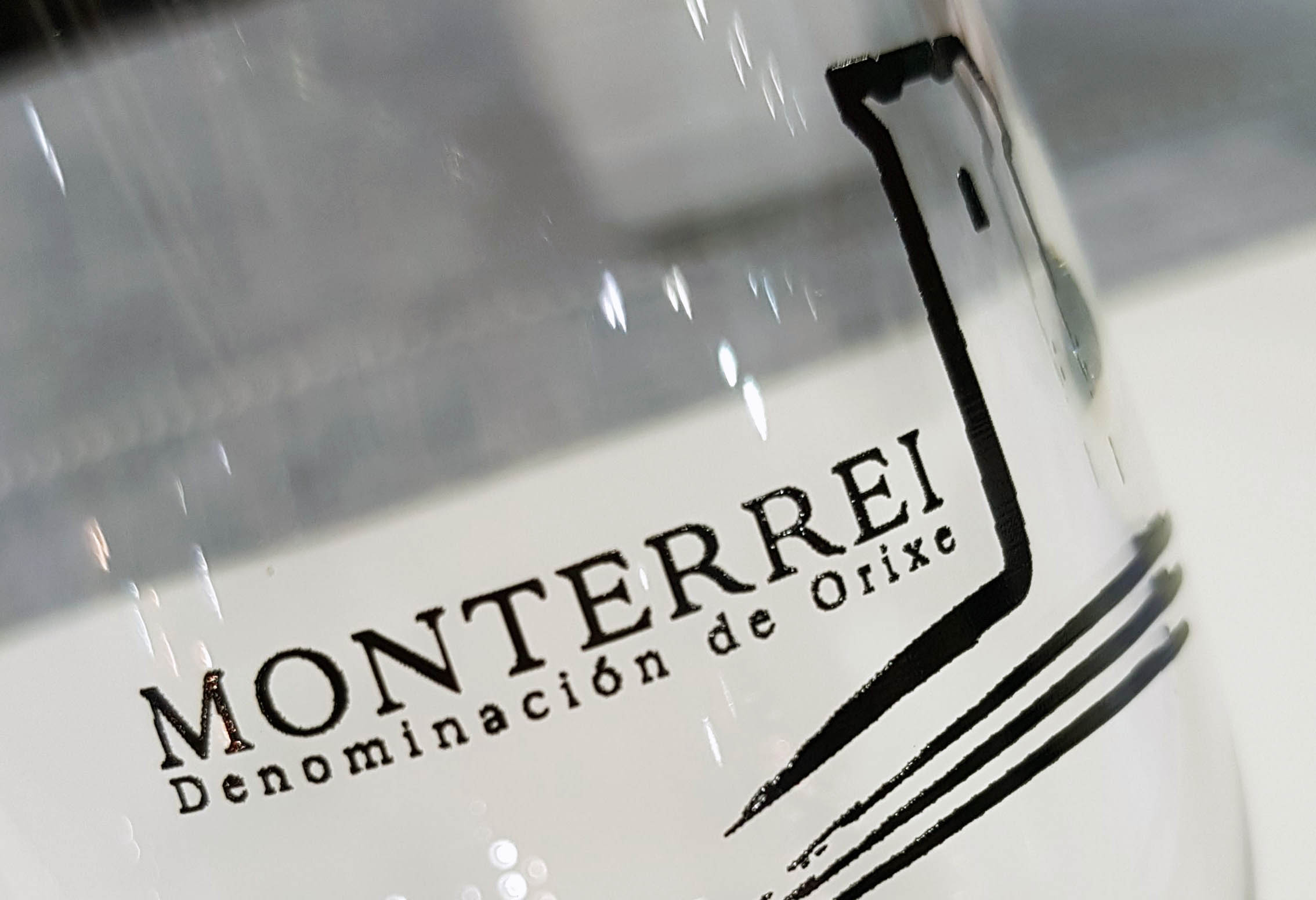 Veinte bodegas de la D.O. Monterrei presentan sus vinos en A Coruña
