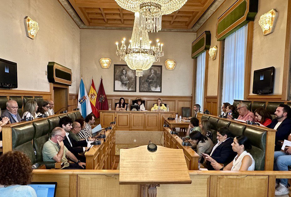 Santiago aprueba en pleno la regulación de las VUT