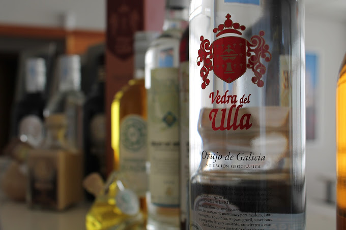 Aguardiente Vedra do Ulla premiada por el Ministerio de Agricultura como Mejor Bebida Espirituosa 2024
