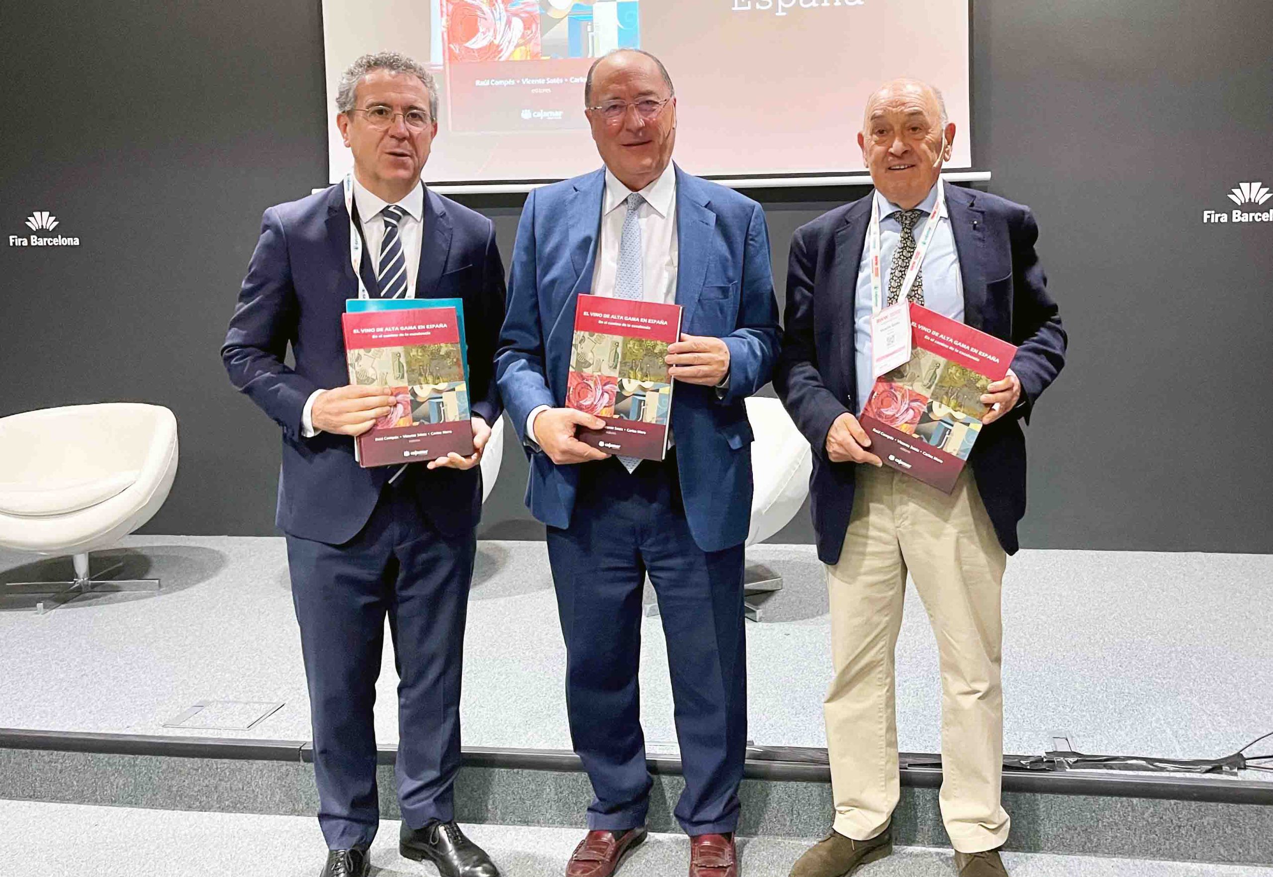 Carlos Moro, Raúl Compés y Vicente Sotés, galardonados por la OIV como autores en “El vino de alta gama en España”