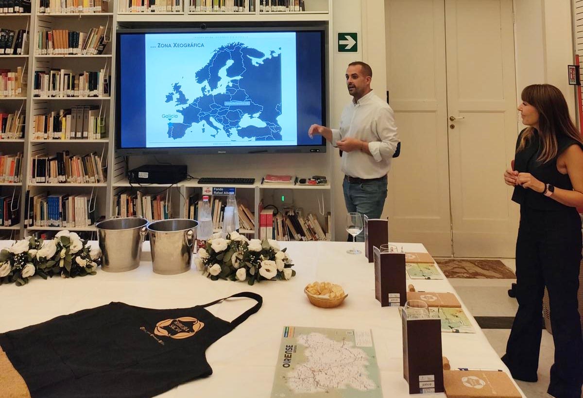 La Deputación de Ourense promueve la Ribeira Sacra como destino enoturístico en Italia