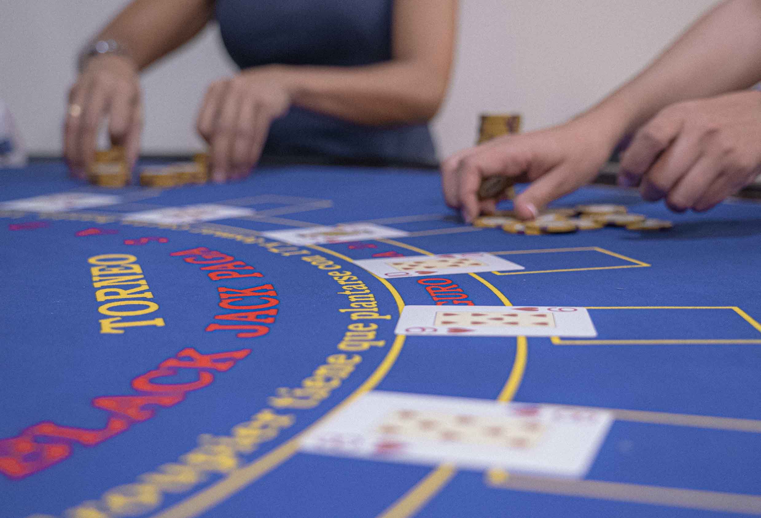 El Casino de Santiago inicia la formación de sus futuros crupieres