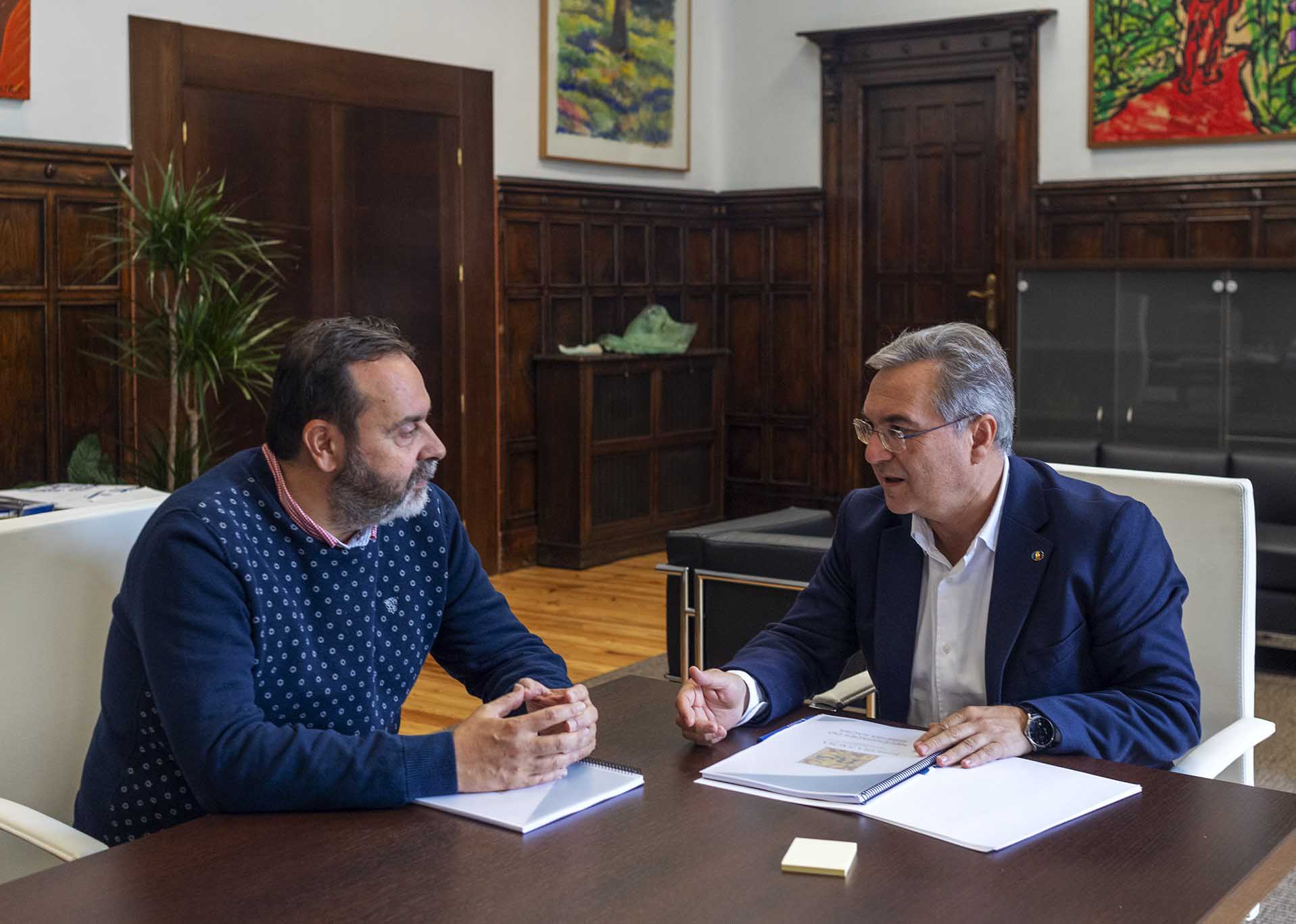 Luis Menor compromete el apoyo provincial al Consejo Regulador de la DO Ribeira Sacra