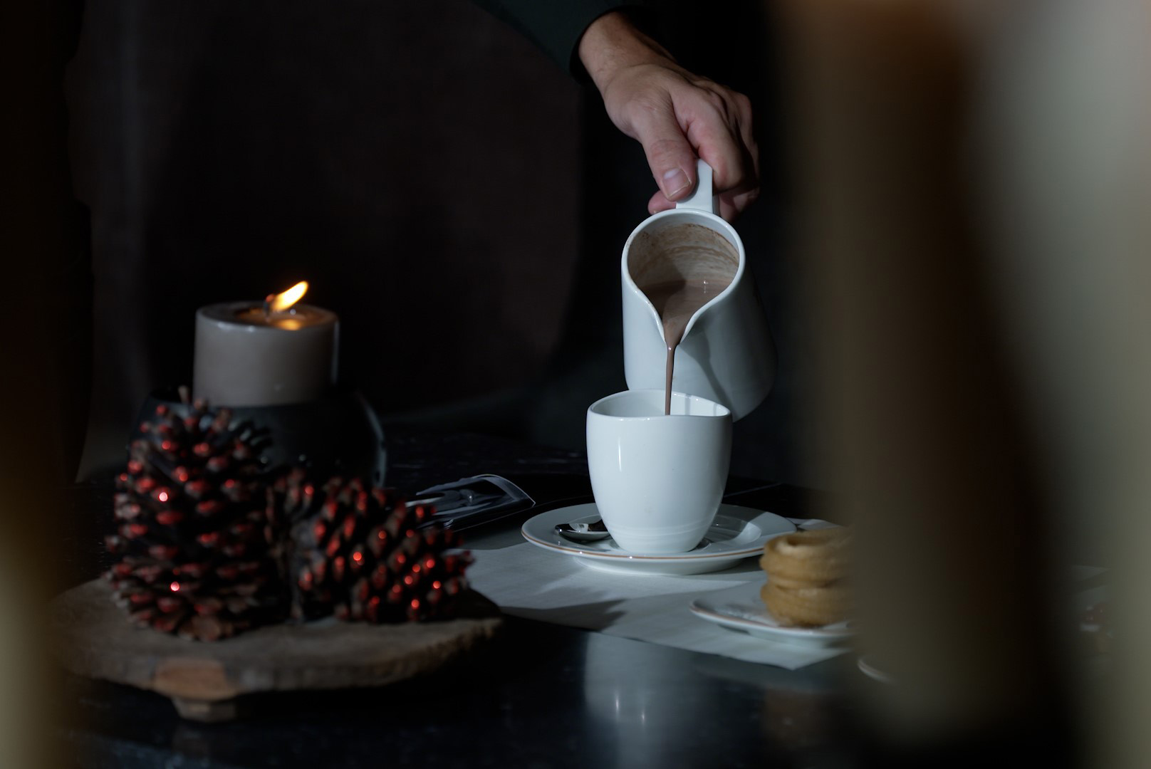 Paradores convertirá tazas de chocolate en ayuda para los afectados por la DANA