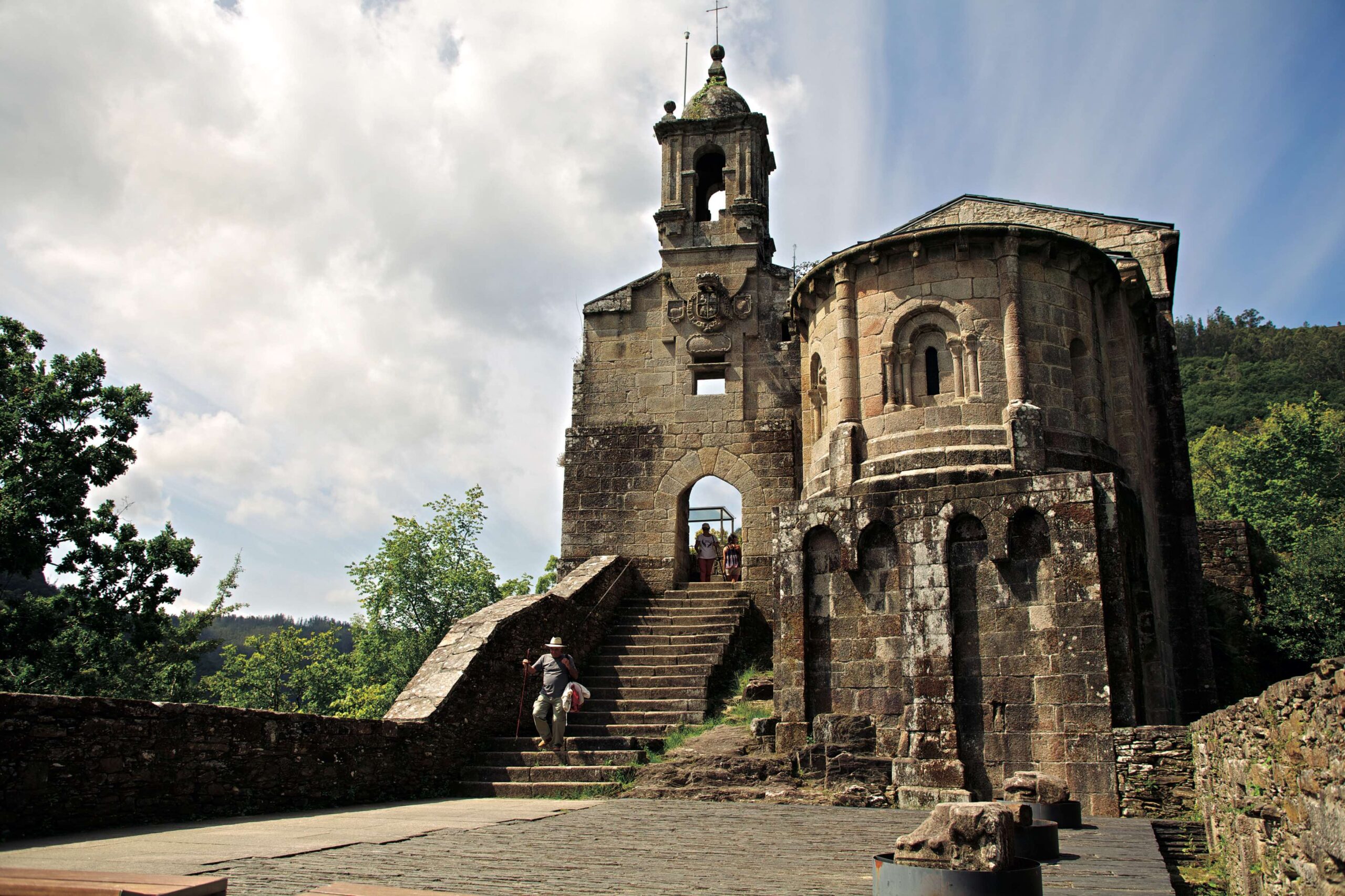 El Monasterio de Caaveiro, un patrimonio turístico recuperado 