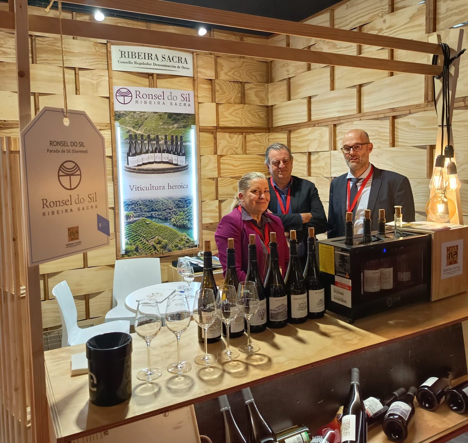 Medio Rural promociona en Fenavin los vinos gallegos de 26 empresas del sector 