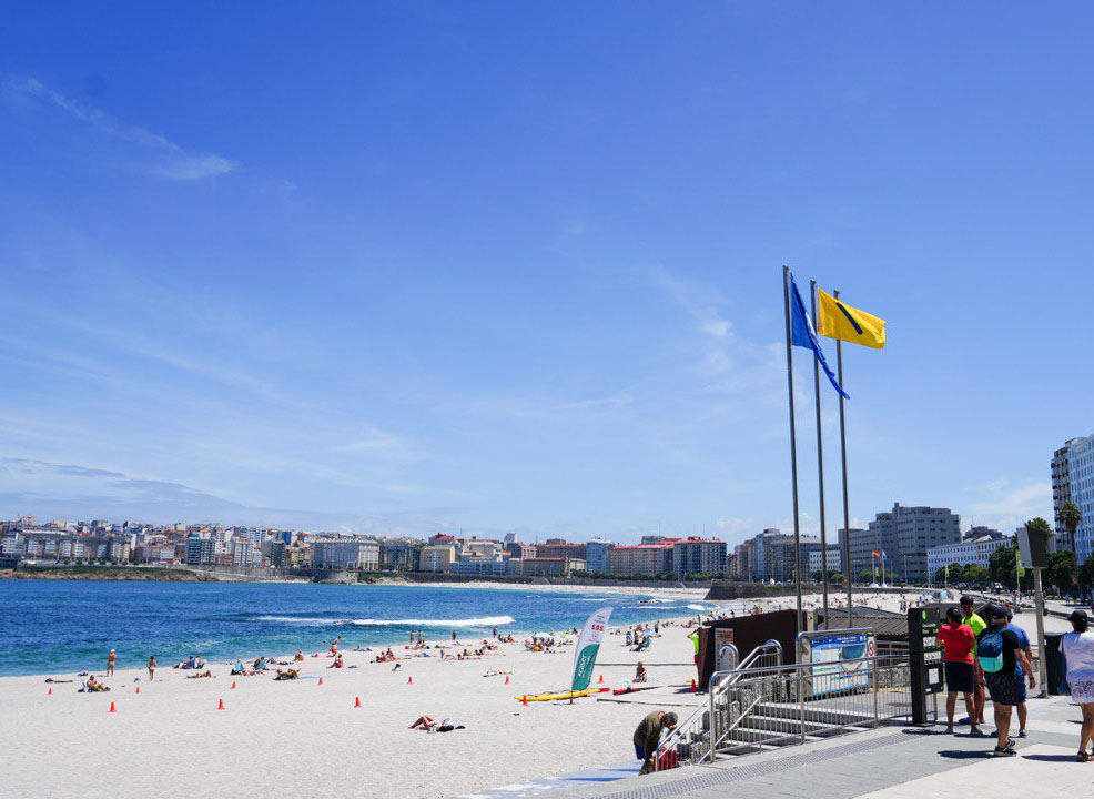 Galicia tendrá este año 108 playas con bandera azul, seis menos que en 2024