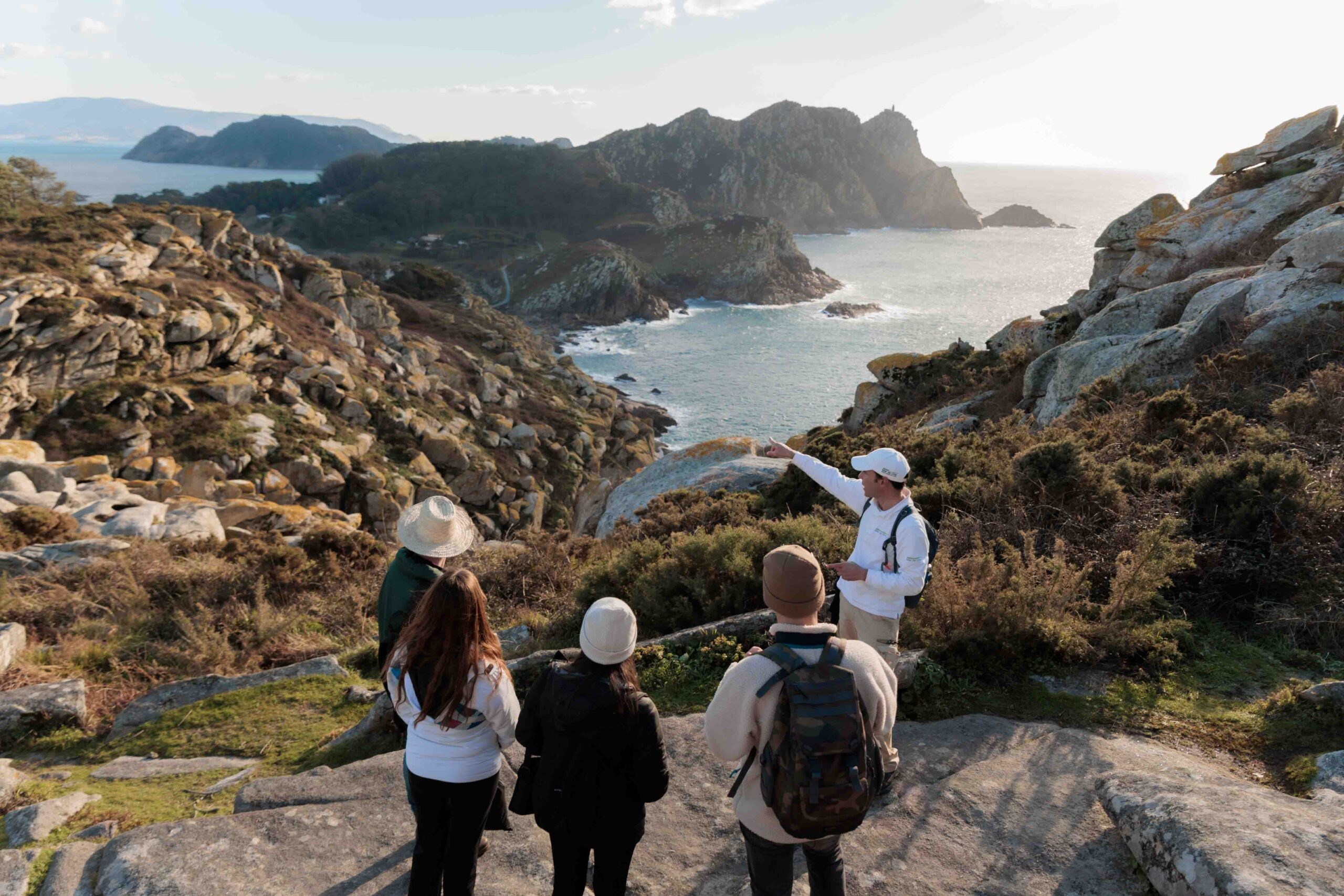 Seis agencias de viajes que operan en las Illas Atlánticas se adhieren a la Carta Europea de Turismo Sostenible 