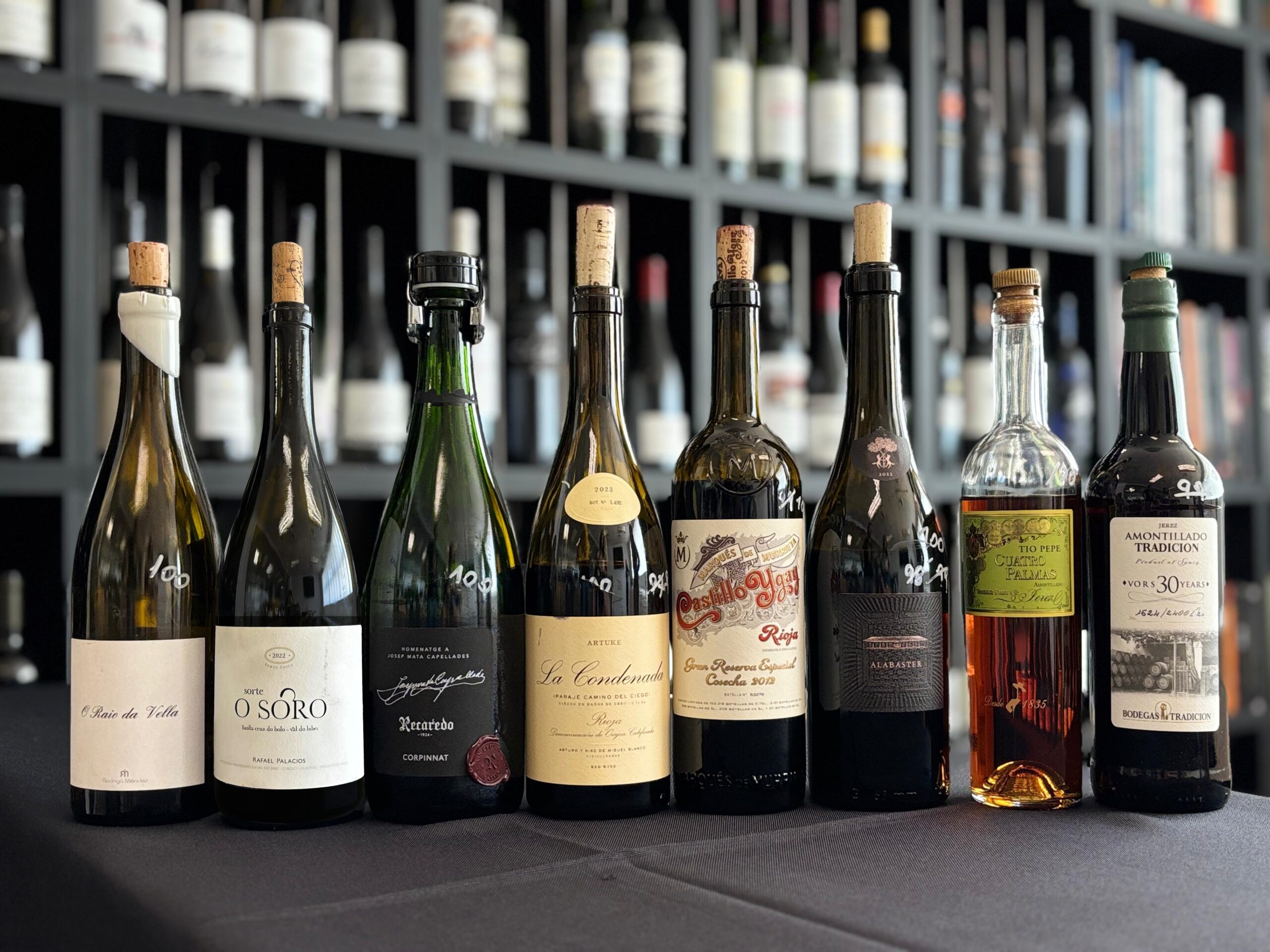 Dos vinos gallegos se posicionan como los mejores blancos de España 