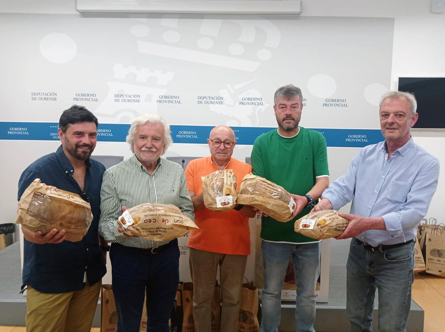 La XXXII Festa do Pan de Cea prevé vender más de 1.600 piezas este domingo