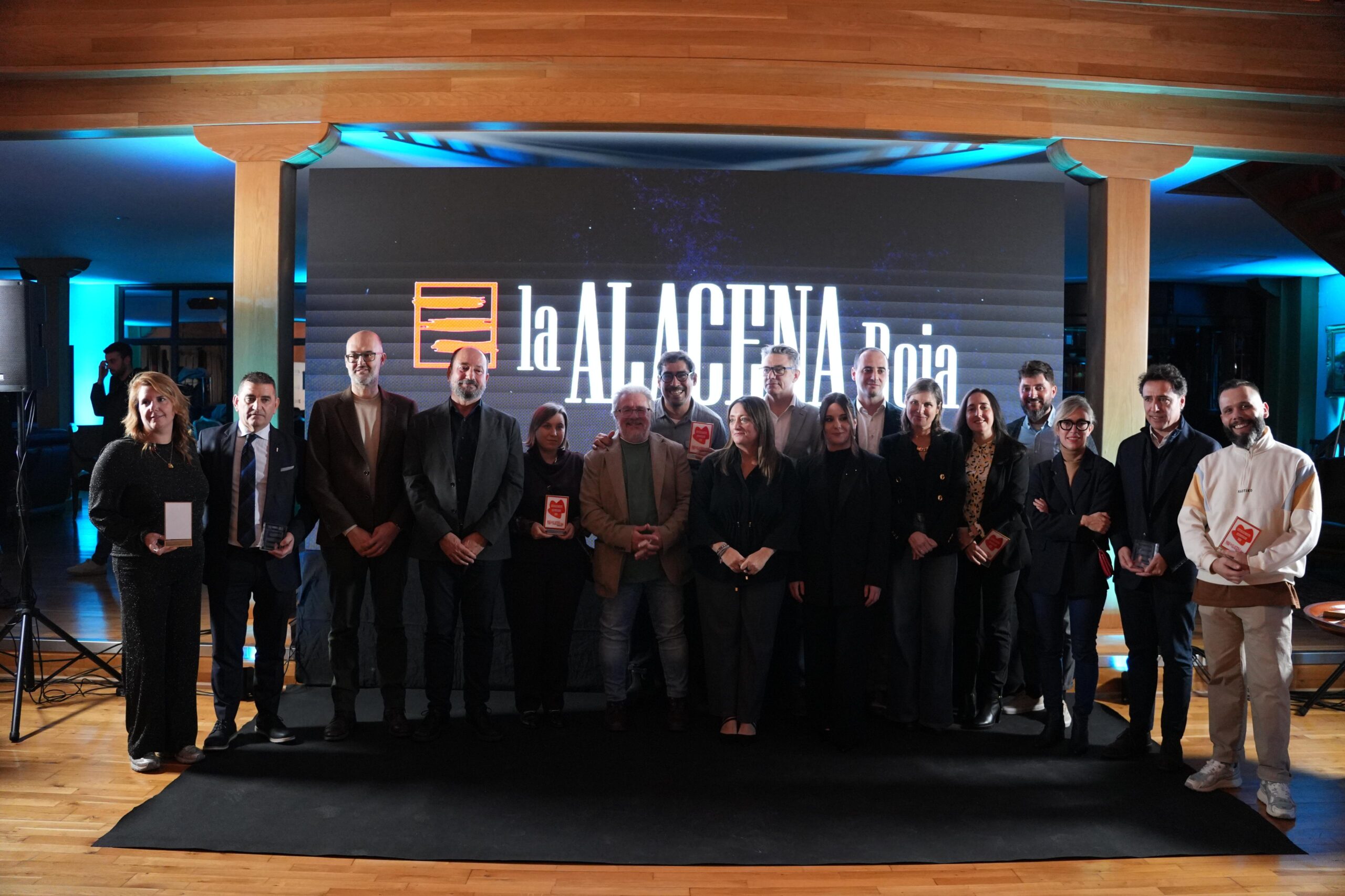 ‘Los mejores de 2025’ brillan en el aniversario de La Alacena Roja