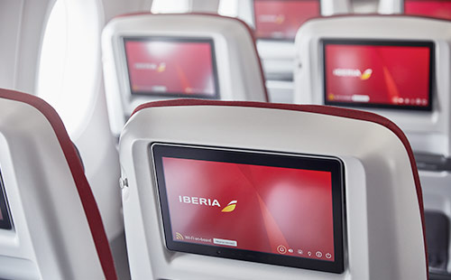 Iberia, primera aerolínea en recibir el Certificado Compromiso con la Accesibilidad 360º