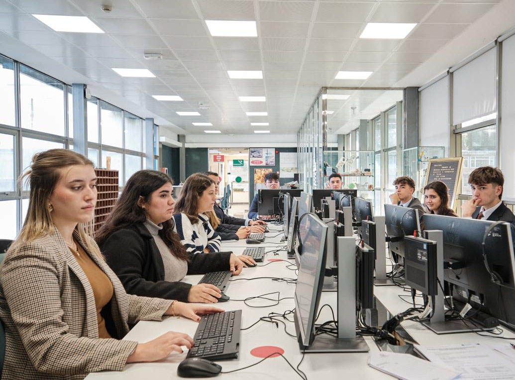 Turismo de Galicia lanza un programa de capacitación en competencias digitales para el sector turístico