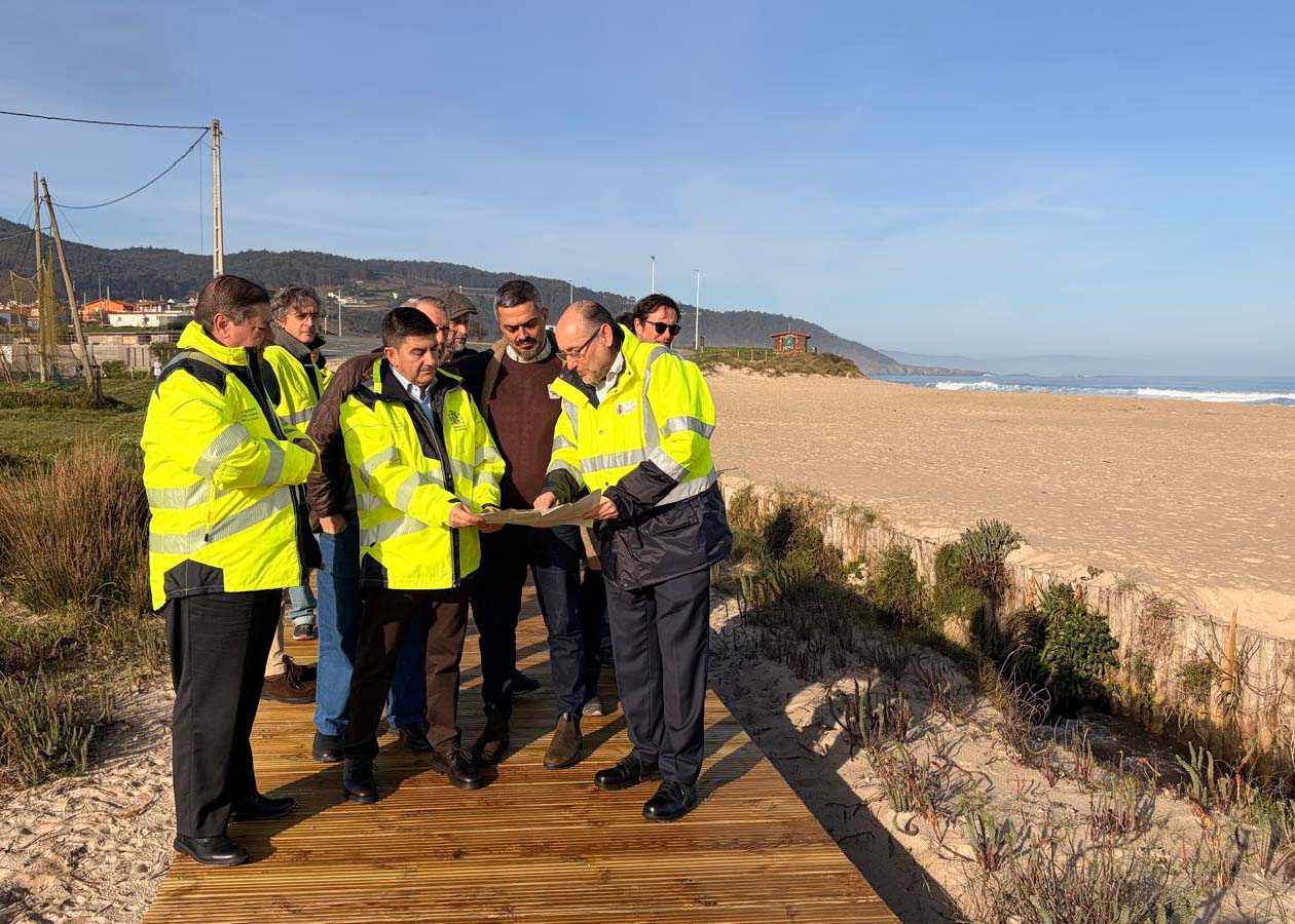 El Gobierno de España invierte 1,7 millones de euros en la protección ambiental del litoral de Carballo
