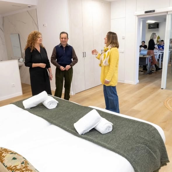 Inaugurado un espacio formativo, accesible y digital para el alumnado de hotelería y turismo 