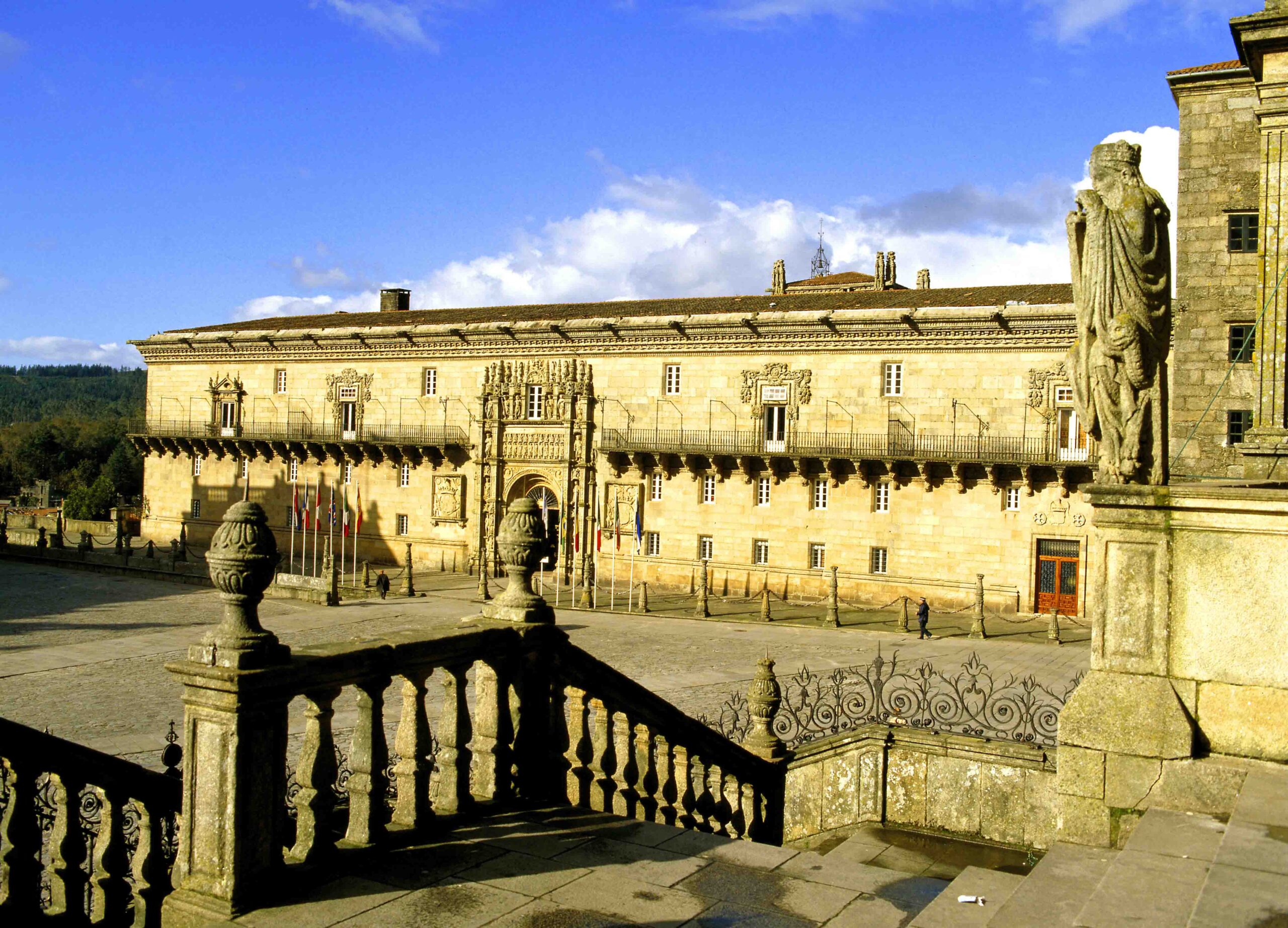 El Parador de Santiago, elegido “Mejor hotel con historia de España” por los lectores de Viajes National Geographic