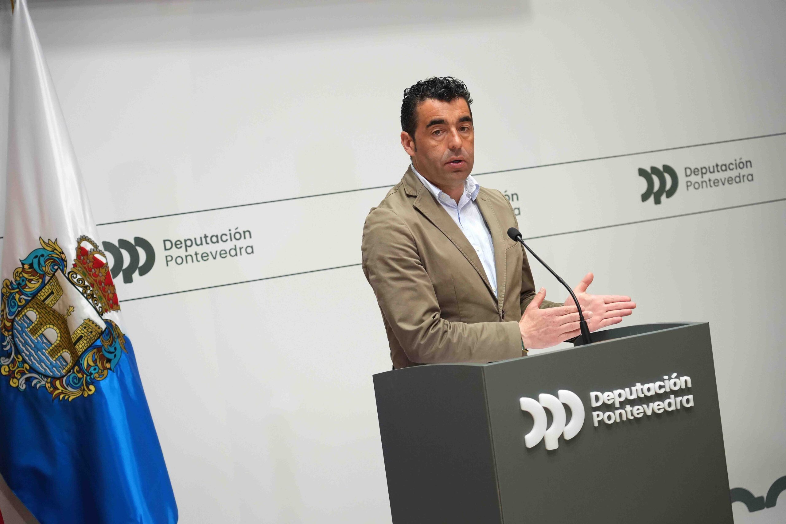 La Deputación de Pontevedra solicitará la certificación Starlight para Sobroso y Soutomaior