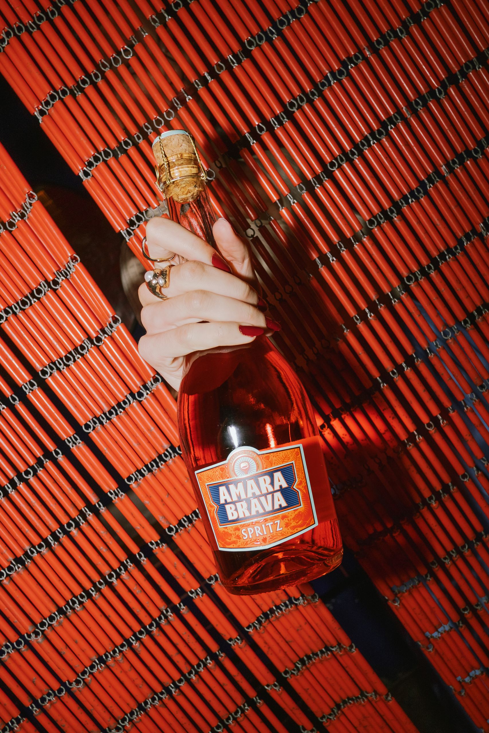 Amara Brava Spritz invita a una pop-up experiencial en Santiago de Compostela 