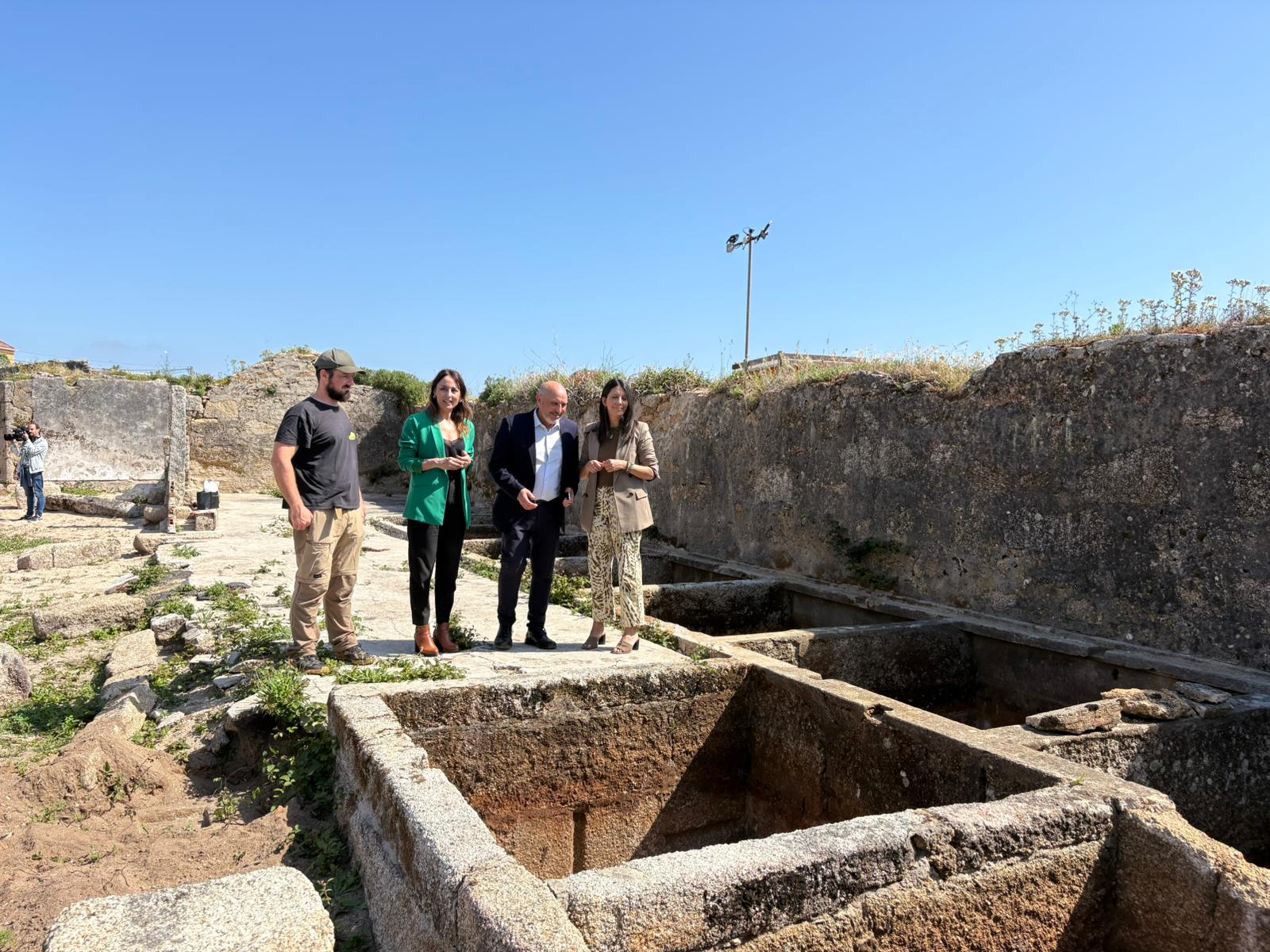 Activan las obras de musealización del secadero de pulpo y la antigua fábrica de salazón de Ribeira 
