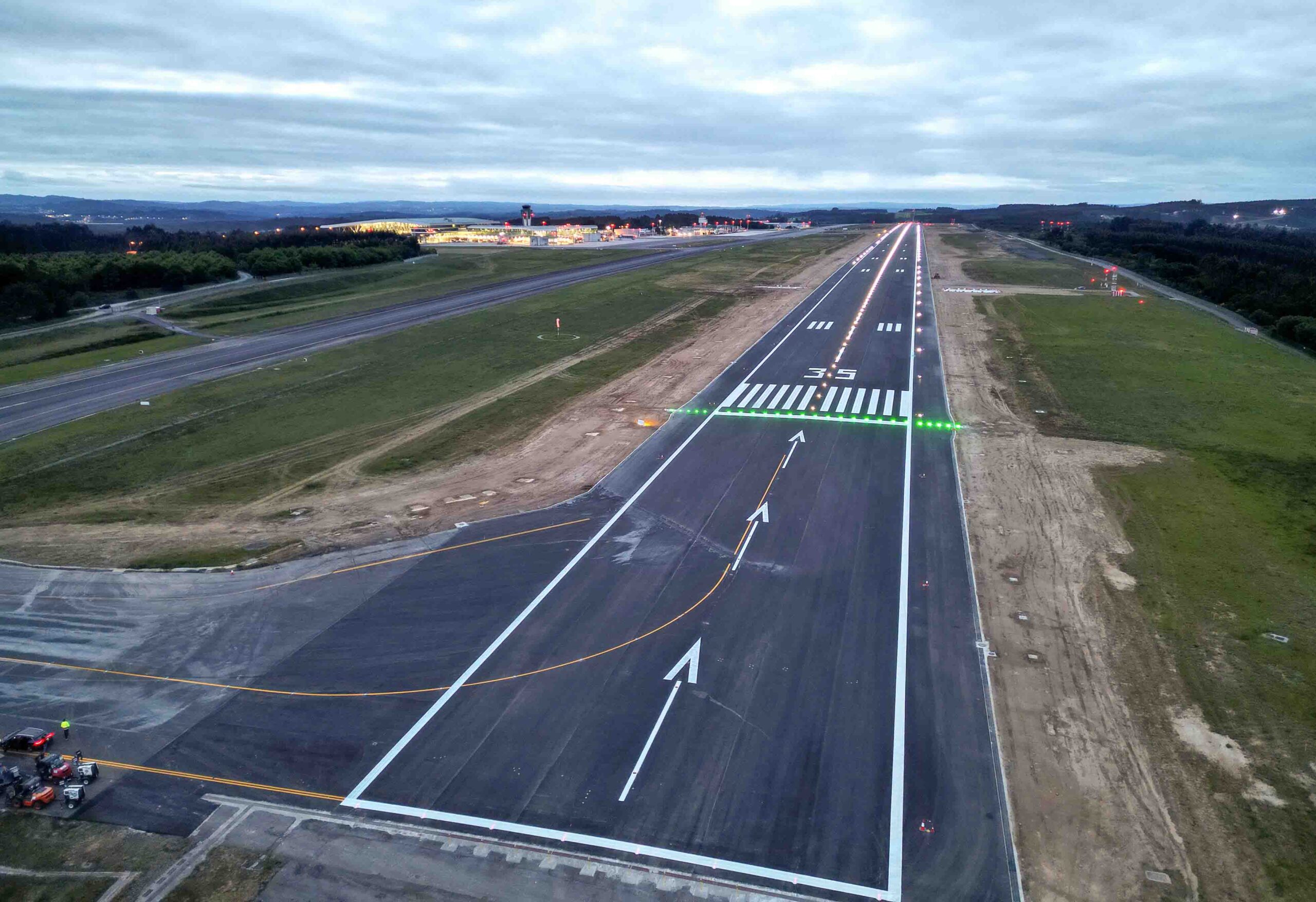 El Aeropuerto de Santiago-Rosalía de Castro entra en la fase de calibraciones