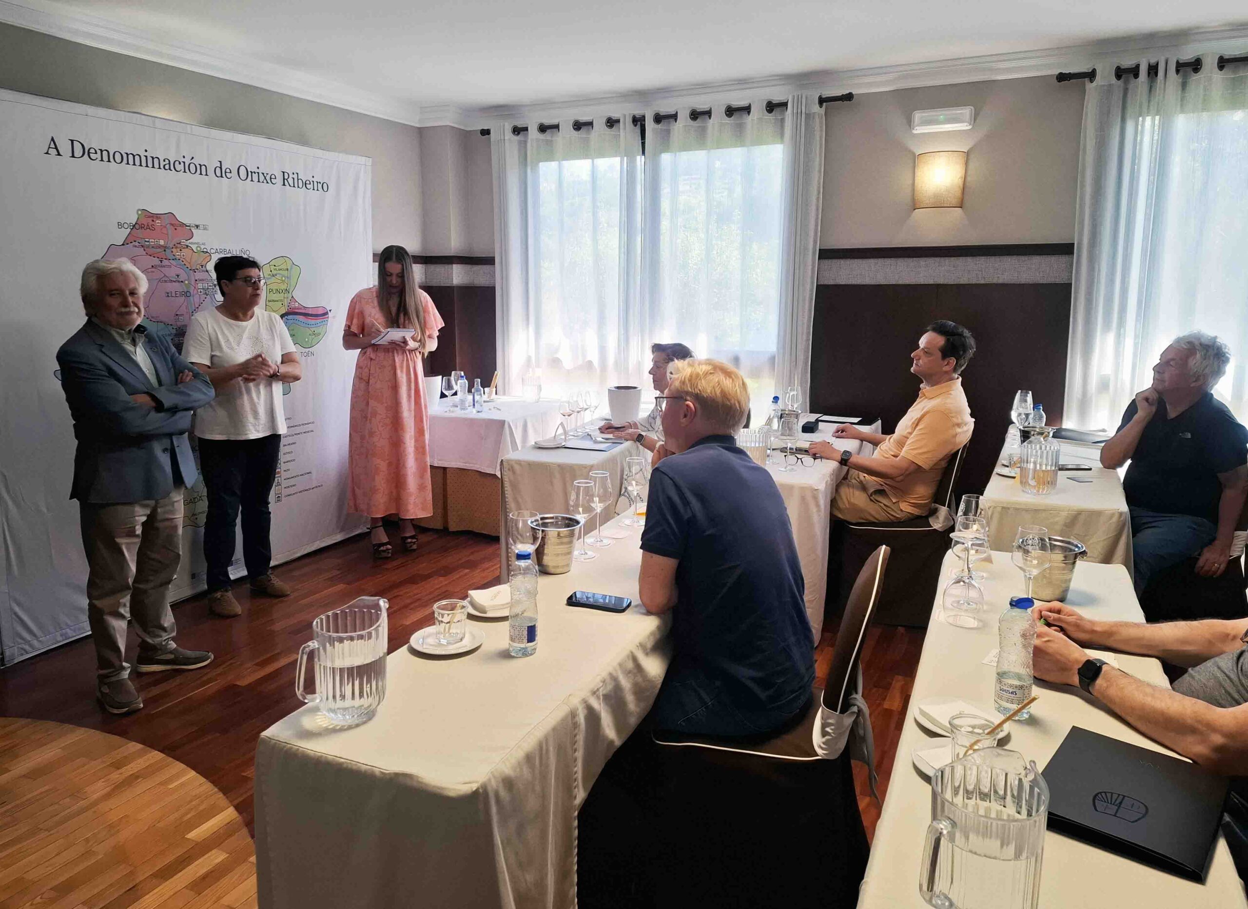 La DO Ribeiro recibe a una delegación de importadores internacionales
