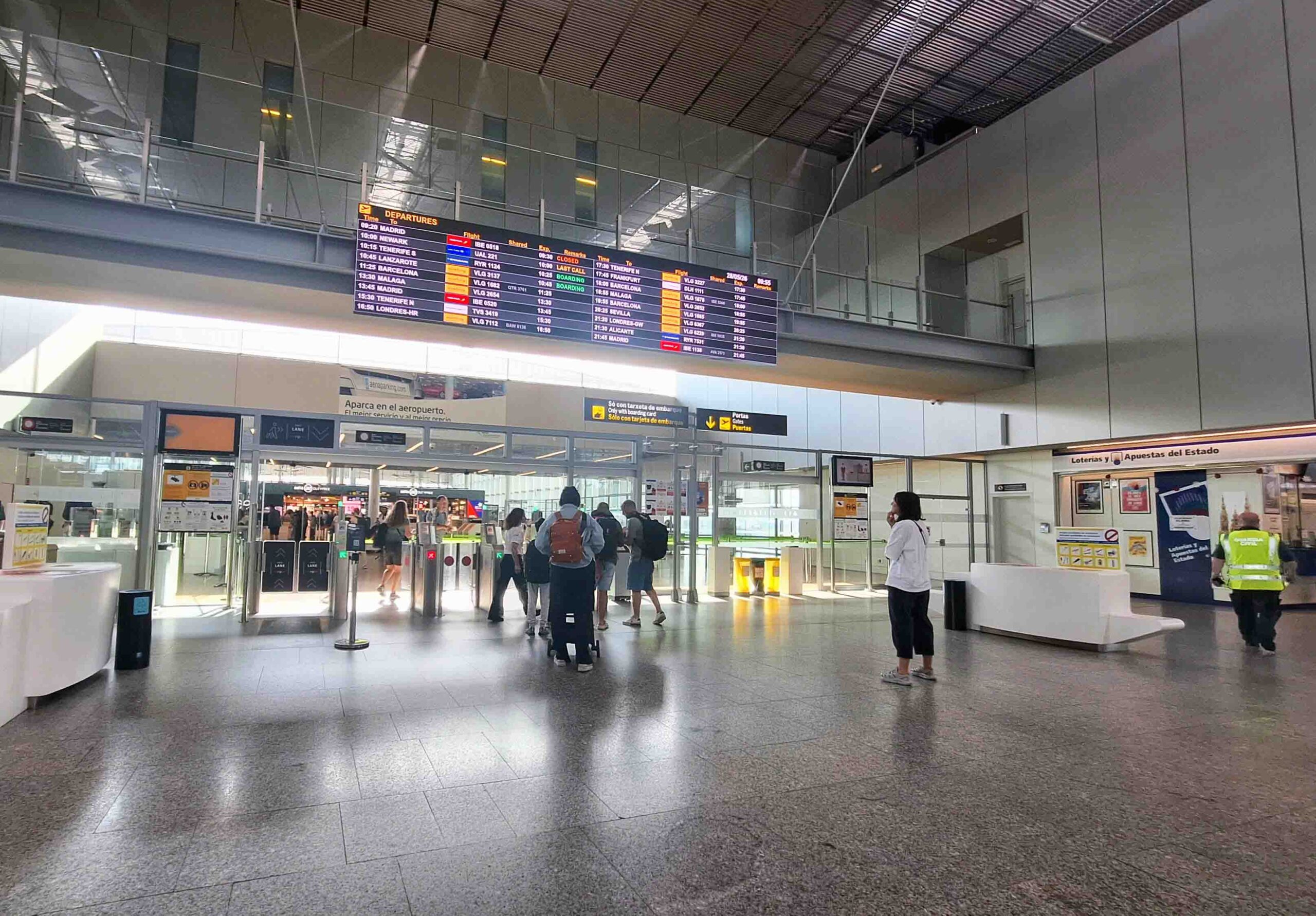 España recibió 12,4 millones de pasajeros aéreos internacionales en julio