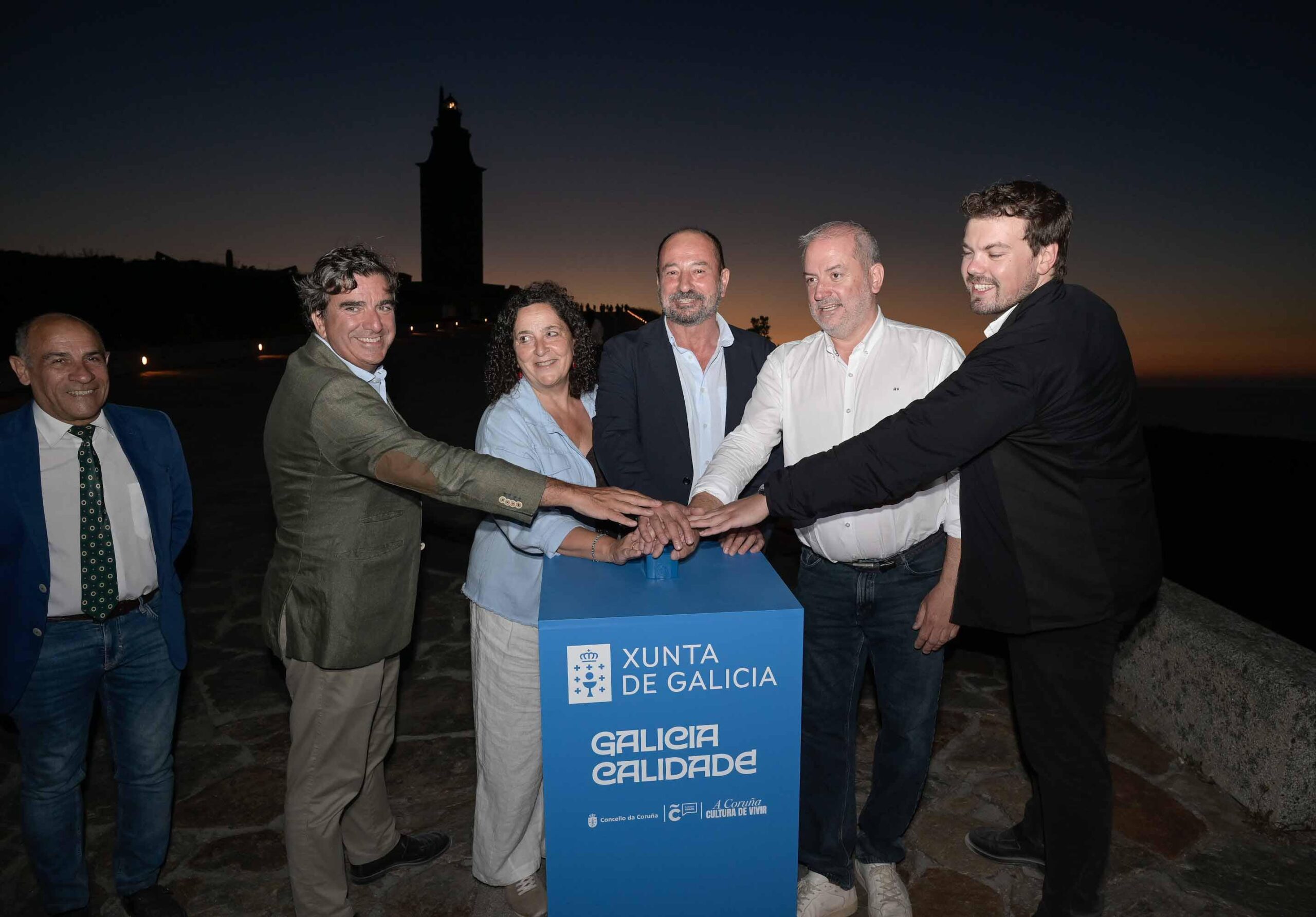 La Torre de Hércules estrena iluminación eficiente y senderos más accesibles 